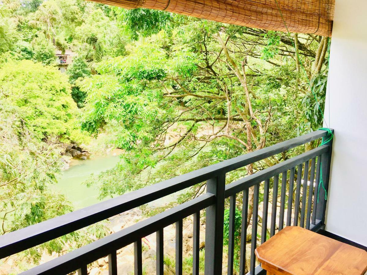 Jenushi Homestay Kandy Zewnętrze zdjęcie