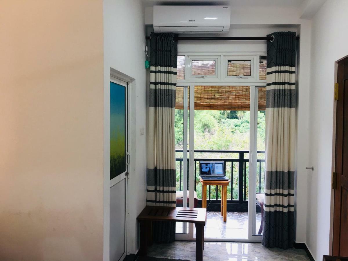 Jenushi Homestay Kandy Zewnętrze zdjęcie