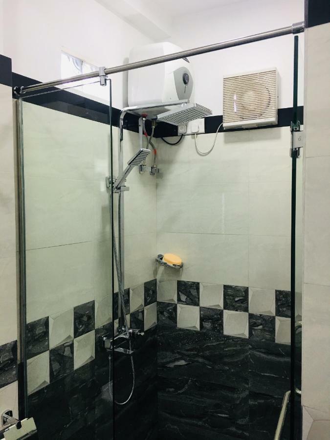 Jenushi Homestay Kandy Zewnętrze zdjęcie