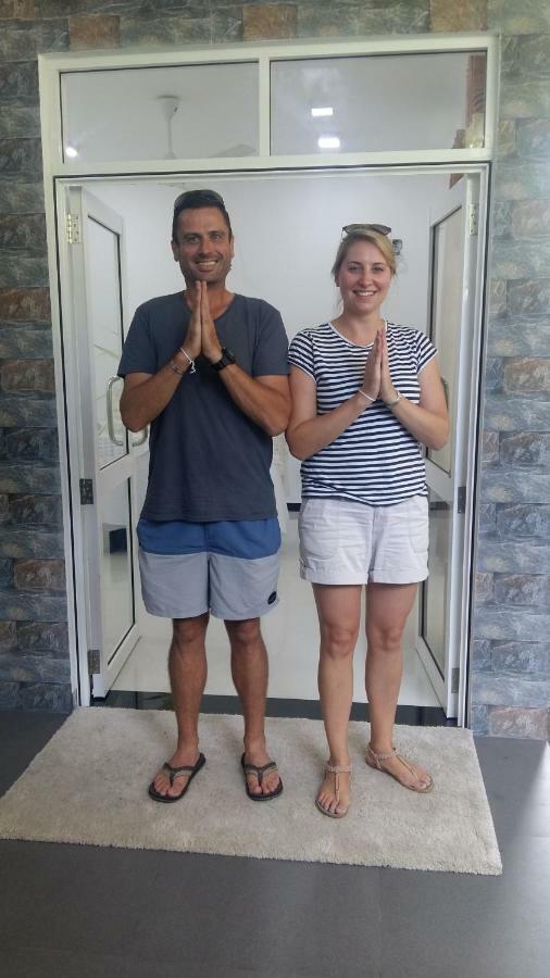 Jenushi Homestay Kandy Zewnętrze zdjęcie